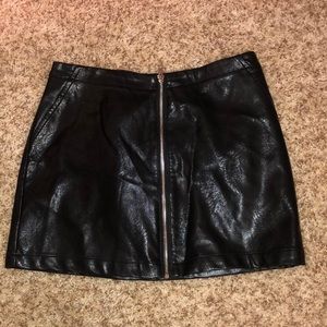gently worn akira skirt